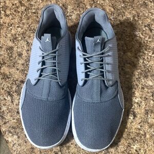 Men's Jordan Eclipse cool grey shoes. Mens size 13.